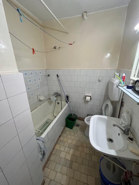 Titan, Costin Georgian,