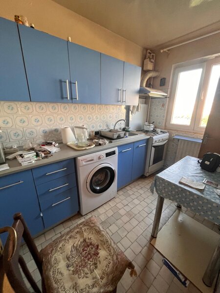 Titan, Costin Georgian,